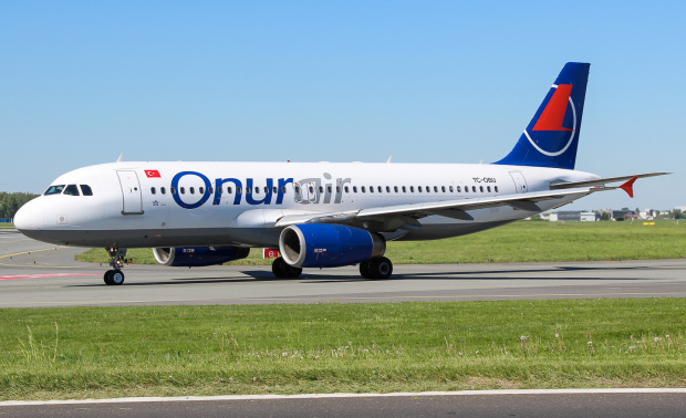 Onur Air - Turecka Linia Lotnicza, która od niedawna odwiedza Polskę