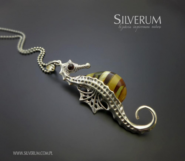 wisiorek srebrny konik morski - www.silverum.com.pl #biżuteria #srebrna #wisiorek #konikmorski #producentbiżuterii #gdansk