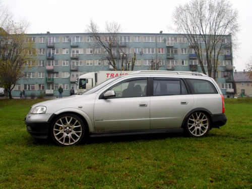 Opel Astra 18 cali